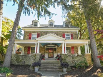 100 W Phil Ellena Street