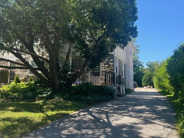 32 W Montgomery Avenue, Ardmore PA 19003