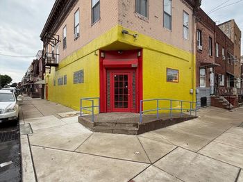 826 W Porter Street