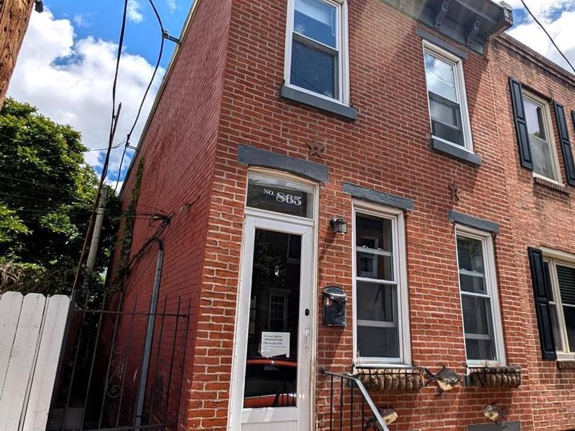 865 N Bambrey Street, Philadelphia PA 19130