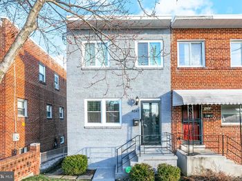 4247 Fort Dupont Terrace SE