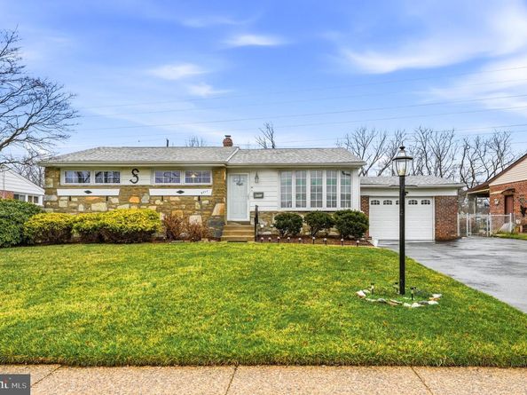 9711 Dedaker Street, Philadelphia PA 19115