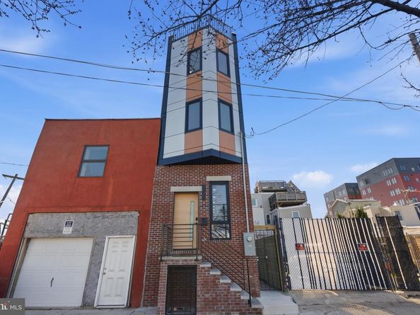 2440 E Harold Street, Philadelphia PA 19125