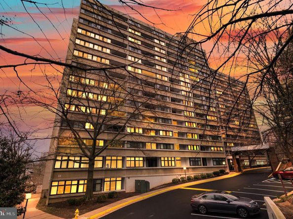 5911 Edsall Road 0G13, Alexandria VA 22304