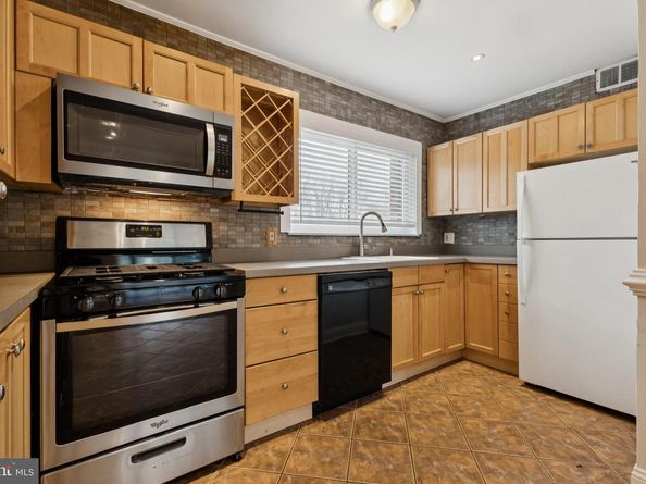 11611 Vantage Hill Road 11B, Reston VA 20190