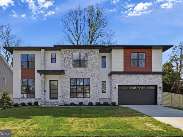 1203 Cottage Street SW, Vienna VA 22180