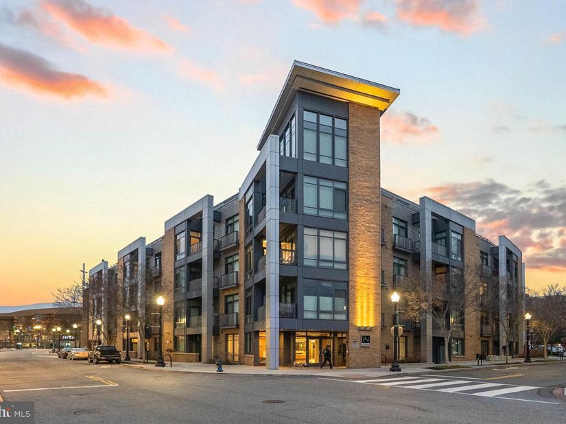 525 Water Street SW 403, Washington DC 20024