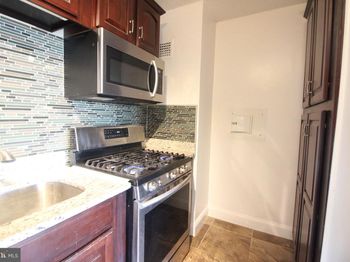 1225 Martha Custis Drive