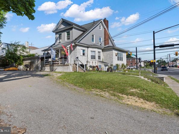 1 S Macdade Boulevard, Glenolden PA 19036