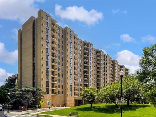 4500 S Four Mile Run Drive 426, Arlington VA 22204