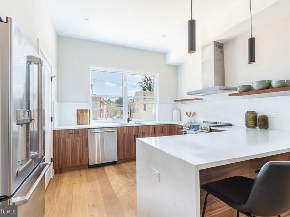 3841 Ridge Avenue, Philadelphia PA 19132