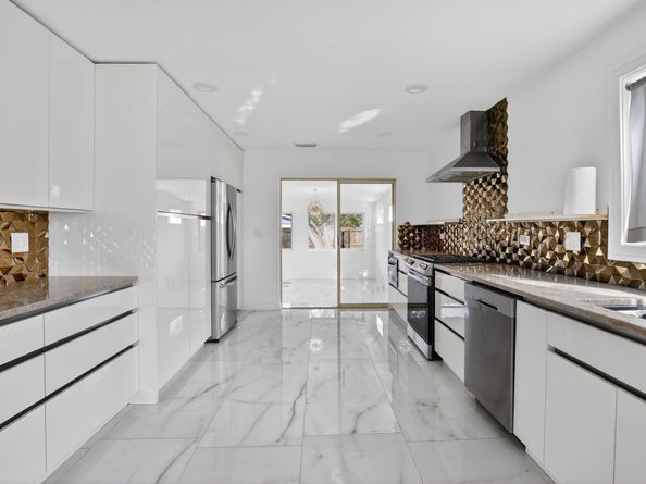 1323 Lincoln Street, Hollywood FL 33019