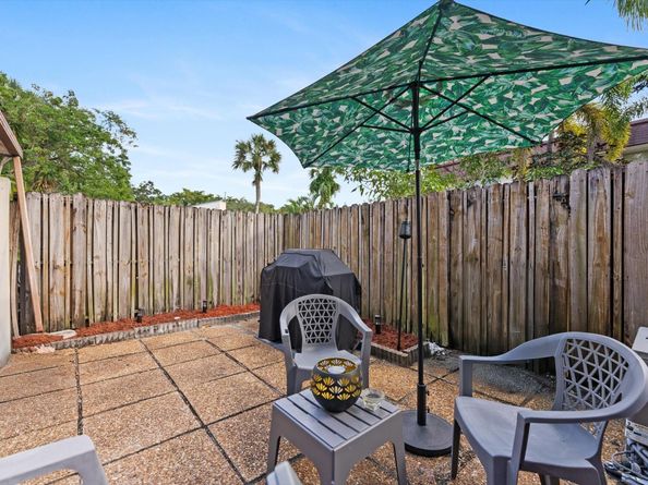 3320 Simms St 11C, Hollywood FL 33021