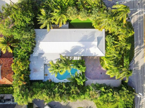 103 S Atlantic Drive, Lantana FL 33462