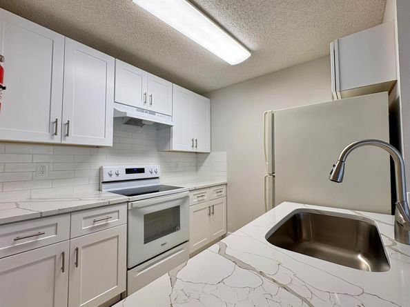 1830 W Meadows Circle 1830, Boynton Beach FL 33436