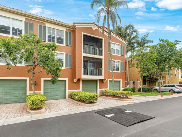 11740 St Andrews Place 304, Wellington FL 33414