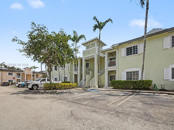 373 NE 26th Place 102, Homestead FL 33033