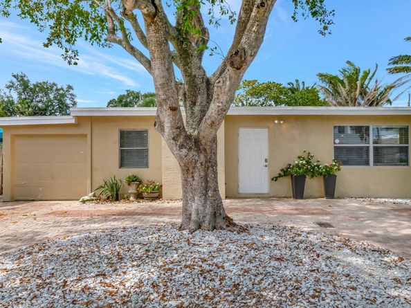 125 E Hart Street, Lantana FL 33462