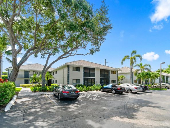 15011 Ashland Circle 23, Delray Beach FL 33484