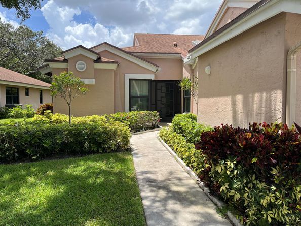 8279 Springlake Drive, Boca Raton FL 33496