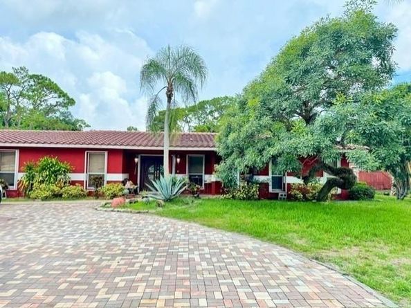 5800 Pinetree Rd, Parkland FL 33067