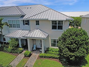 4046 Long Leaf Lane