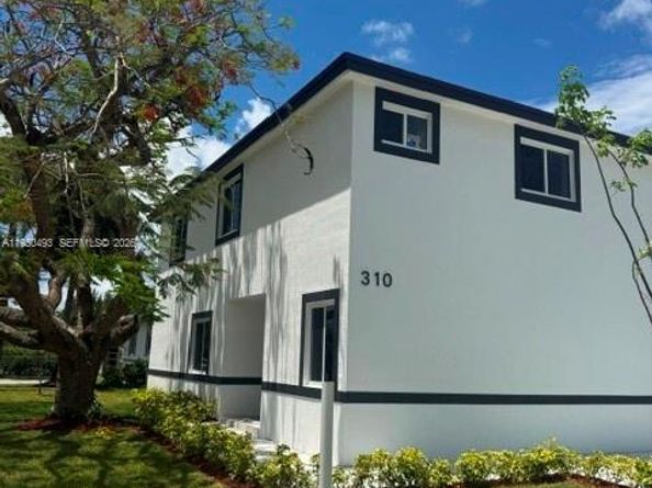 310 NW 6 Street, Homestead FL 33030