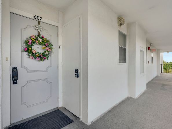 3597 Birdie Drive 607, Lake Worth FL 33467