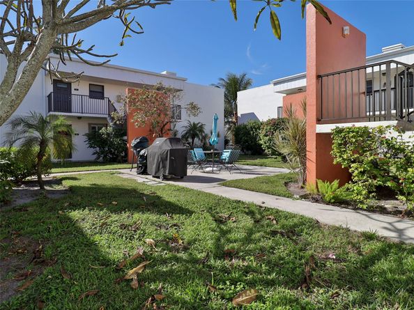 516 Osprey Dr 15A, Delray Beach FL 33444