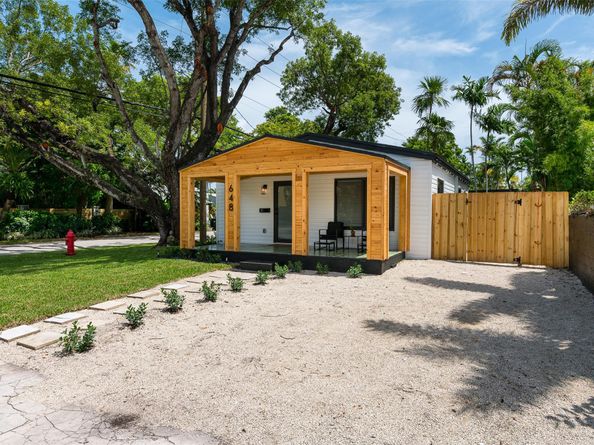 648 NE 16th Terr, Fort Lauderdale FL 33304