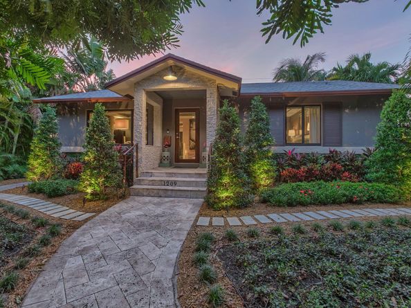 1209 N Lakeside Drive, Lake Worth Beach FL 33460