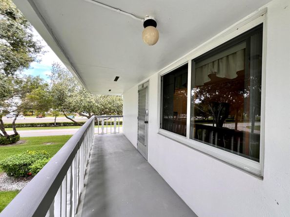 14 Bedford A, West Palm Beach FL 33417