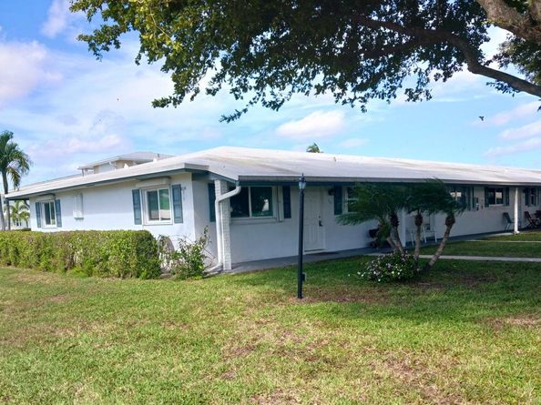 101 Leisure Lake Circle 101, Boynton Beach FL 33426