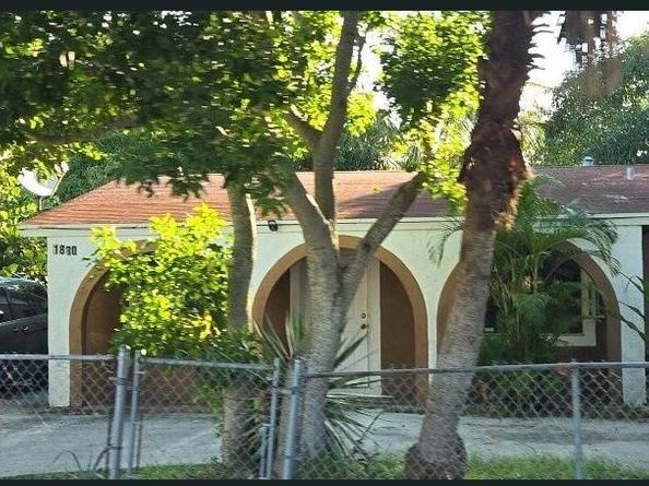 1830 NE 2nd Ln, Boynton Beach FL 33435