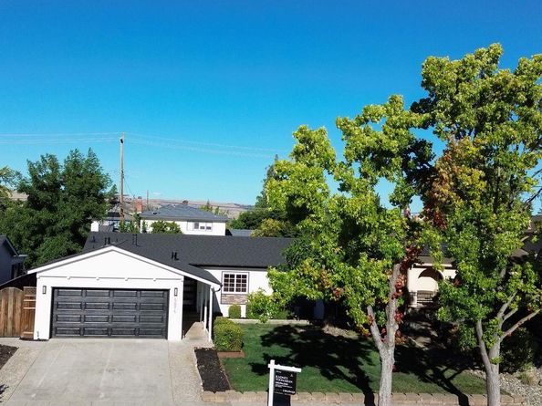 5876 Embee Drive, San Jose CA 95123