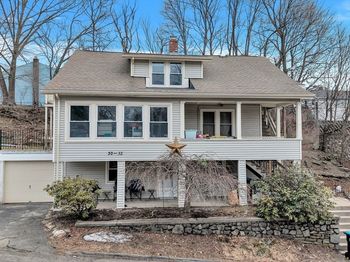 30-32 Dewey Rd