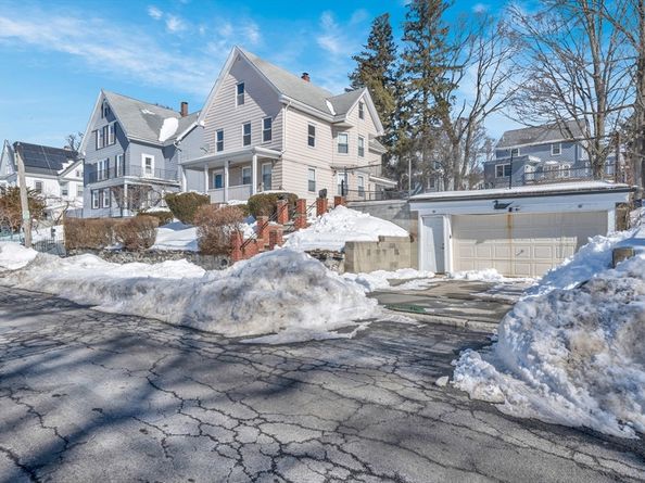 75 Warren St, Medford MA 02155