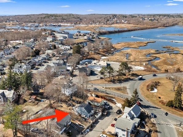 3 Rockland Street, Gloucester MA 01930