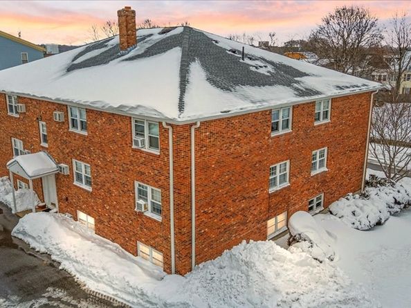 40 Railroad Ave B2, Beverly MA 01915