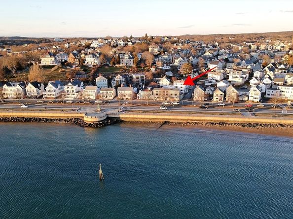 55 Mansfield St B, Gloucester MA 01930