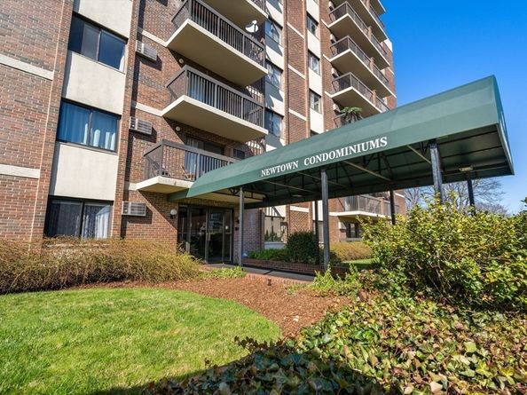 10 Williams St 45, Watertown MA 02472