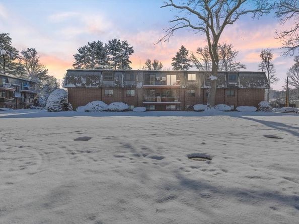 42 Main St 22, North Reading MA 01864