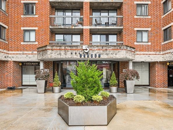 15 North Beacon L01, Boston MA 02134