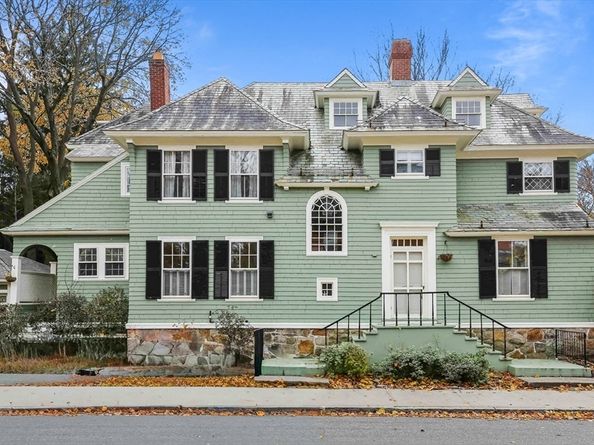 61 William St, Worcester MA 01609