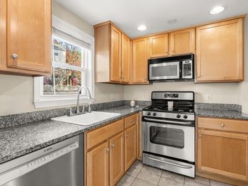 106-108 Forest St
