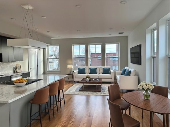 421 High St TH308, Medford MA 02155