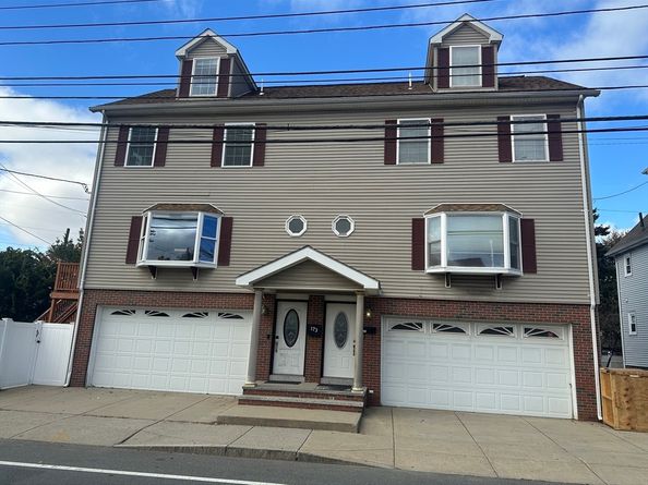 171 Bellrock 171, Everett MA 02149