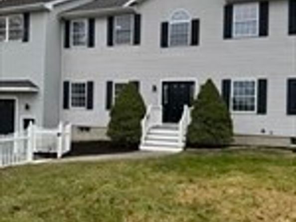 405 Granite St, Worcester MA 01607