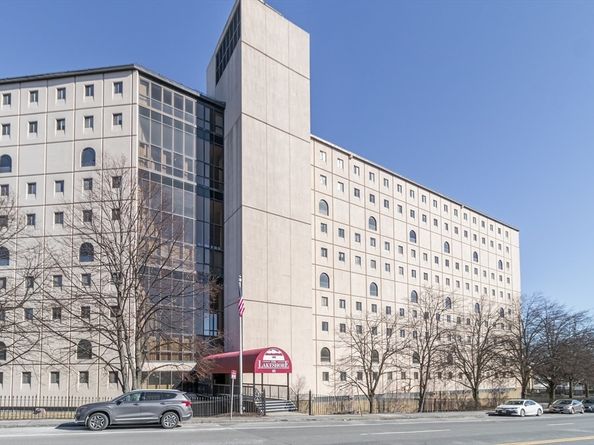 65 Lake Avenue 1008, Worcester MA 01604