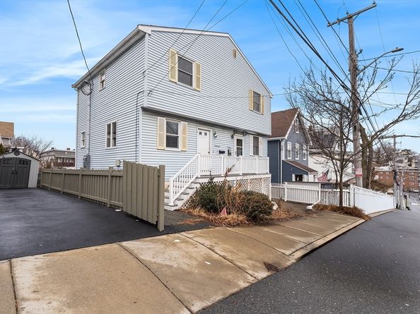 21 Hillside Avenue 21, Everett MA 02149